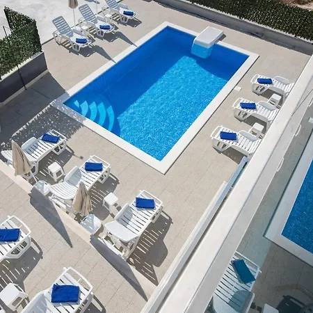 Blueview * Postira