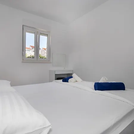 Blueview Apartman Postira